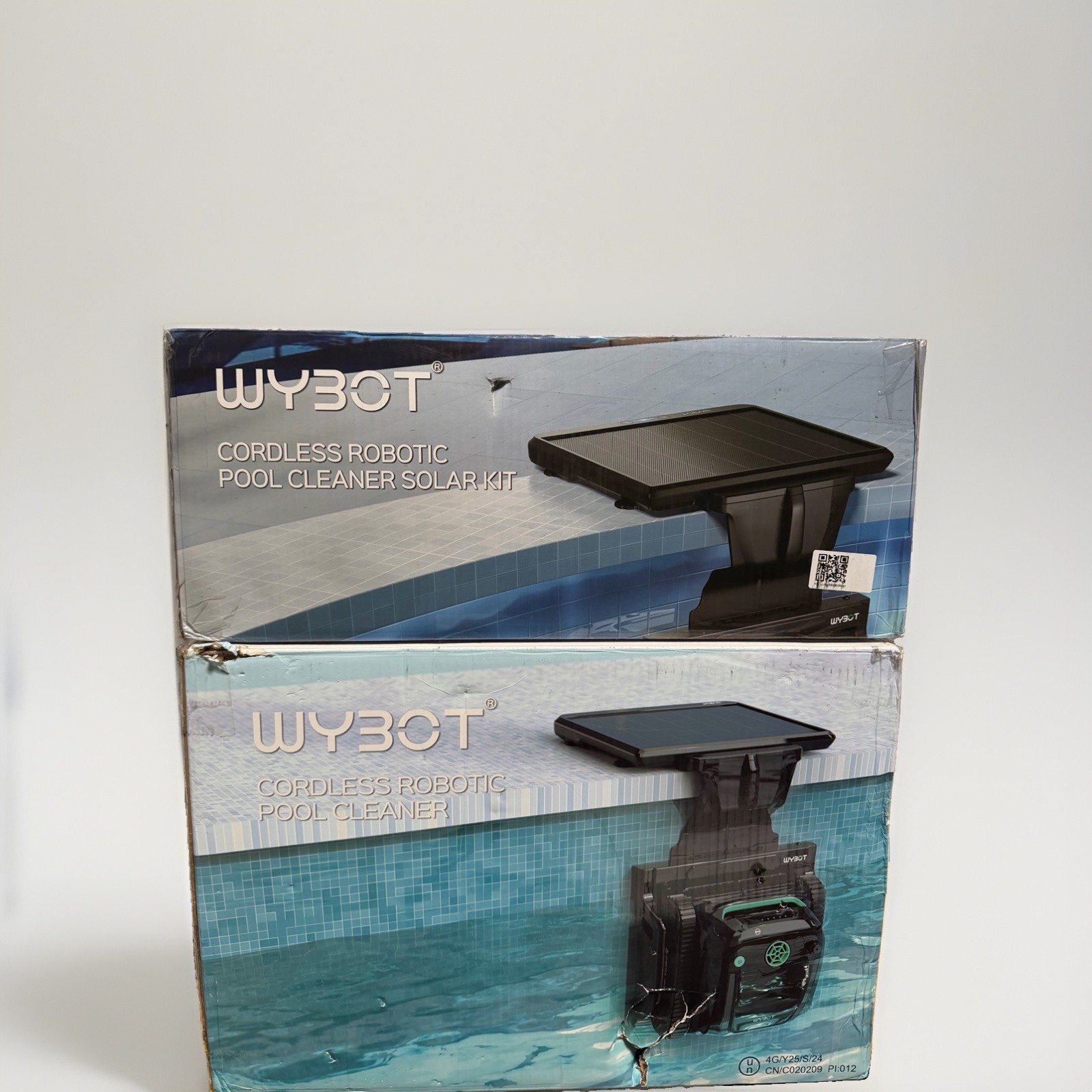 WYBOT S2 Solar Cordless Robotic Pool Cleaner w/ Solar Charging Dock – New