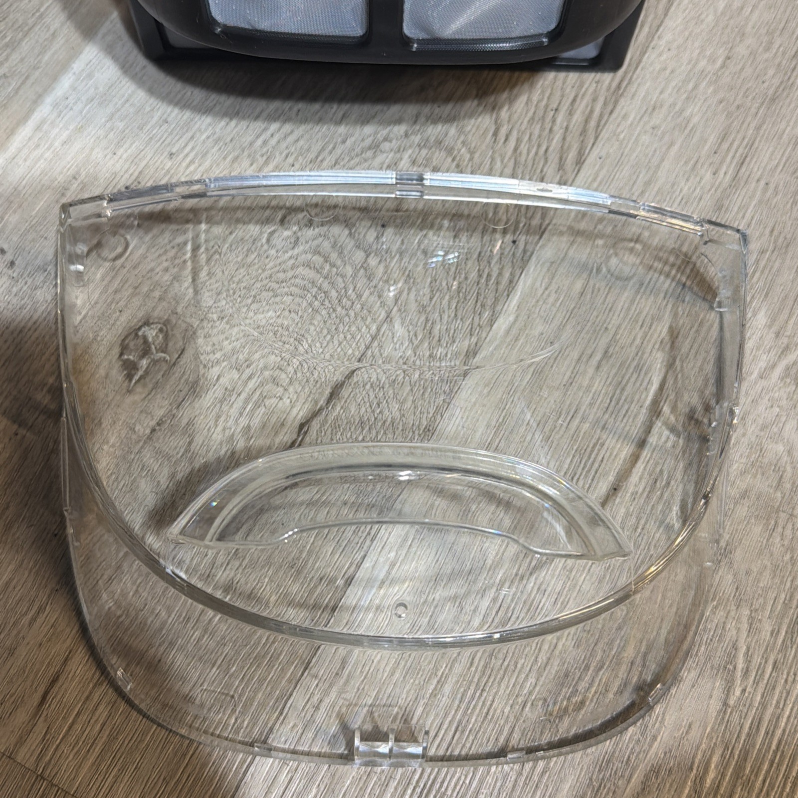 Seauto2025 Model cleaner basket with lid with outside clear lid Fast Shipping