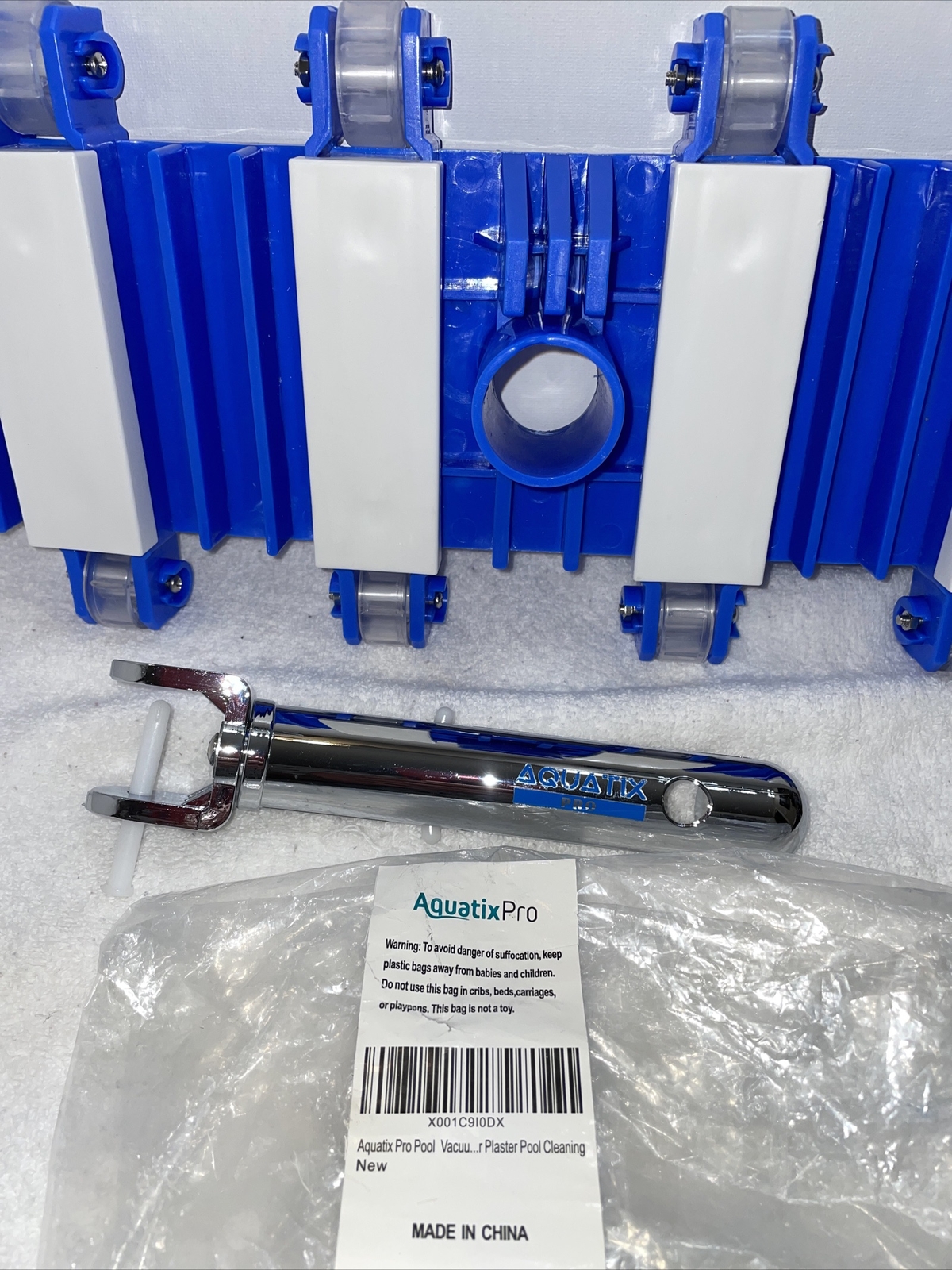 Aquatix Pro Pool Vacuum Head with Wheels, 14&Prime; Heavy Duty Model, Aluminium Handle