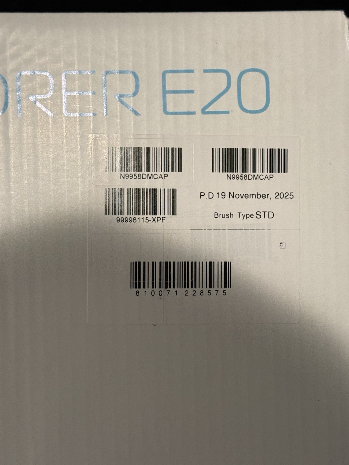 Dolphin Explorer E20 Robotic Pool Cleaner Black/White Maytronics FAST SHIPPING