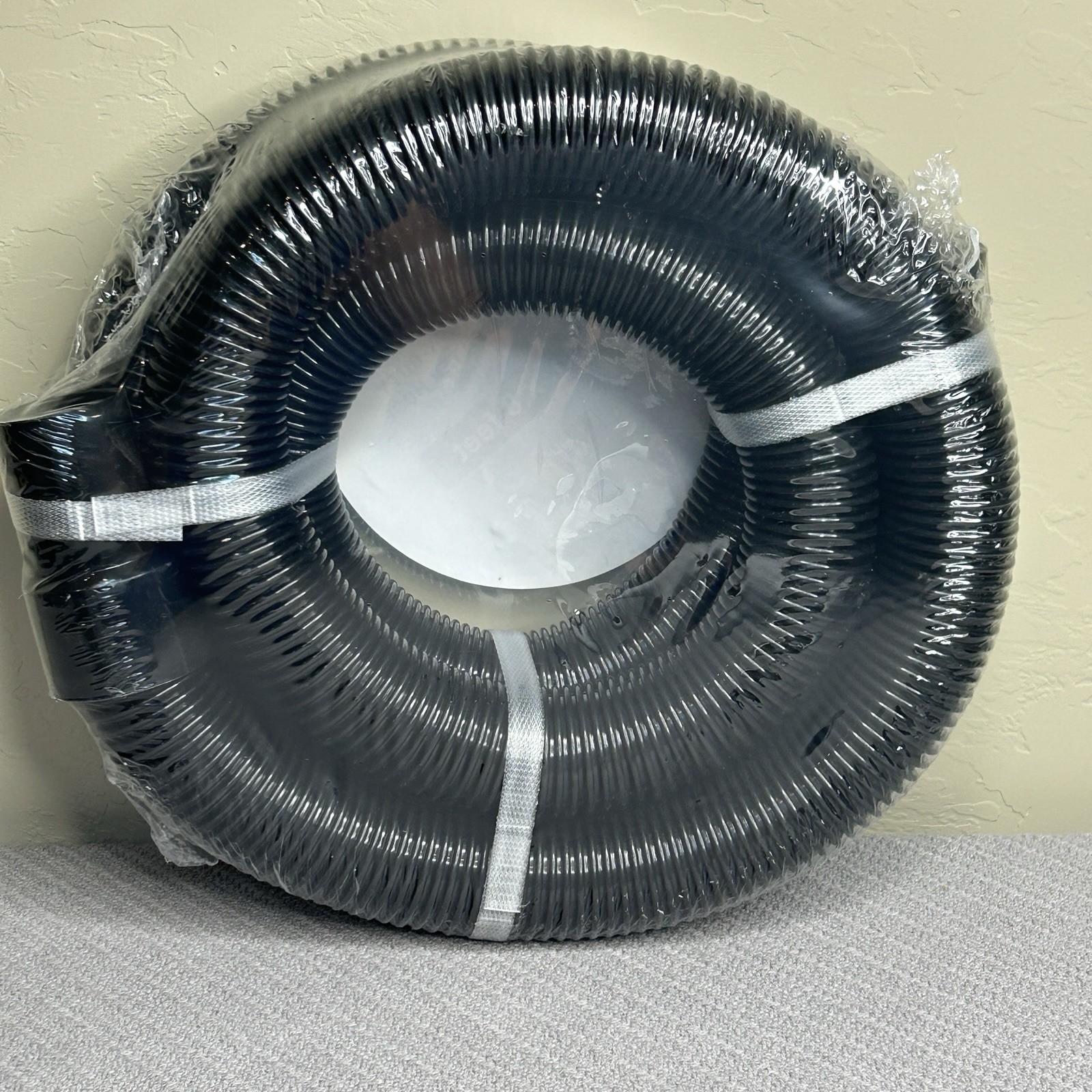 US Pool Supply 1.5in x 8ft Premium Heavy Duty Black Pool Filter Hose 2 Cuffs NEW