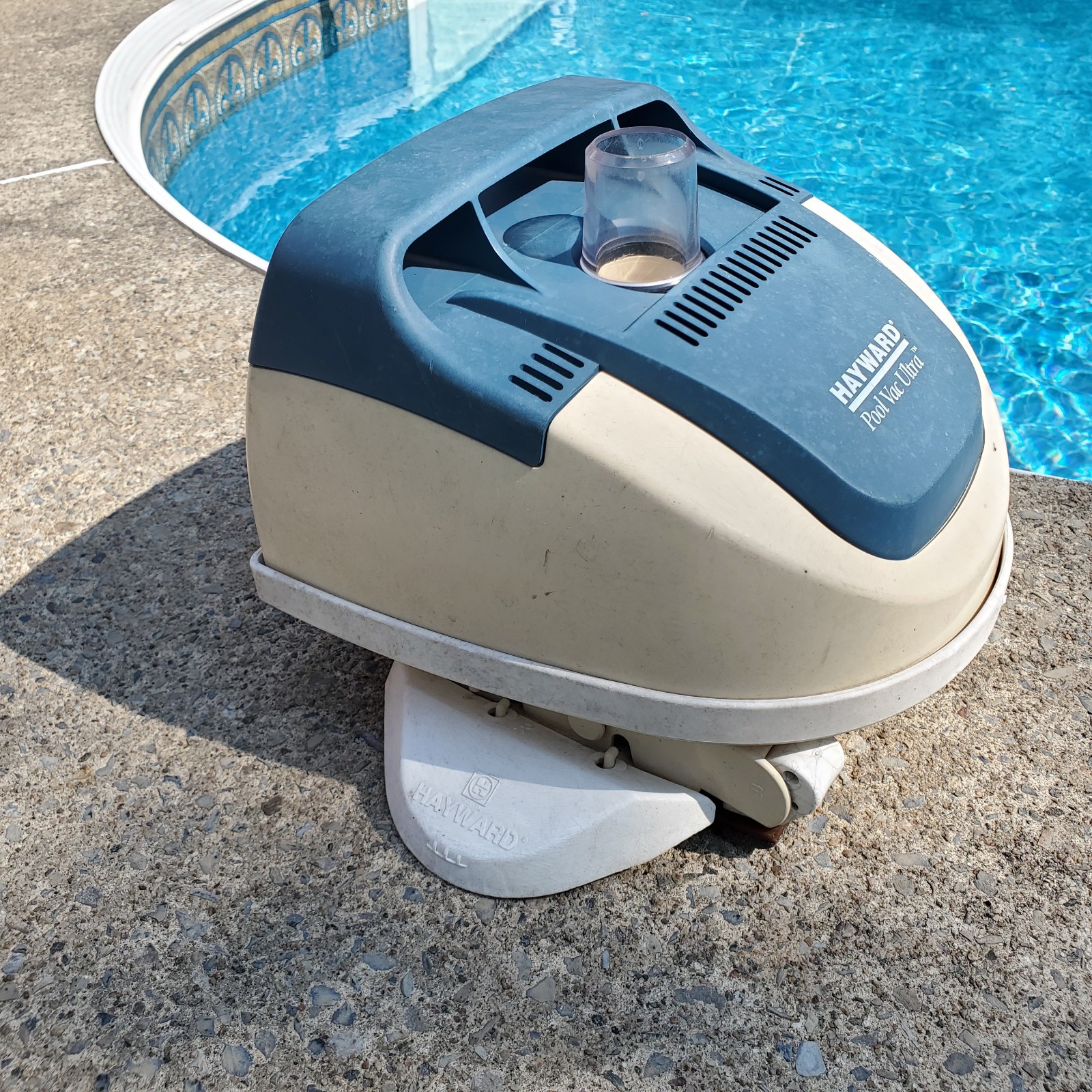 *JOB LOT* Hayward Navigator Pool Vac (PARTS OR REPAIR) Robotic Pool Vac Cleaner