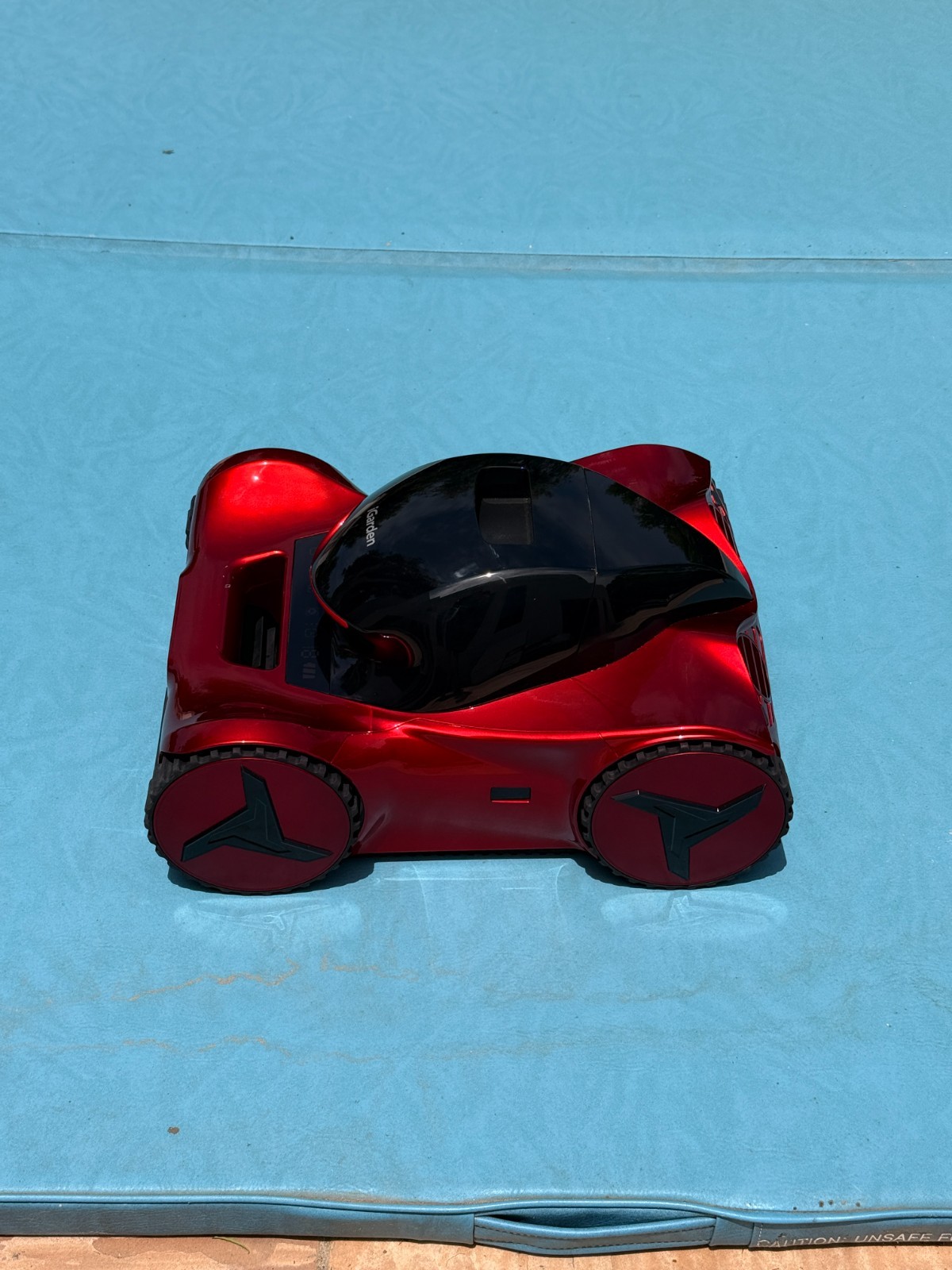 iGarden Robotic Pool Cleaner M1-AI 55 Cordless Pool Vacuum Cleaner