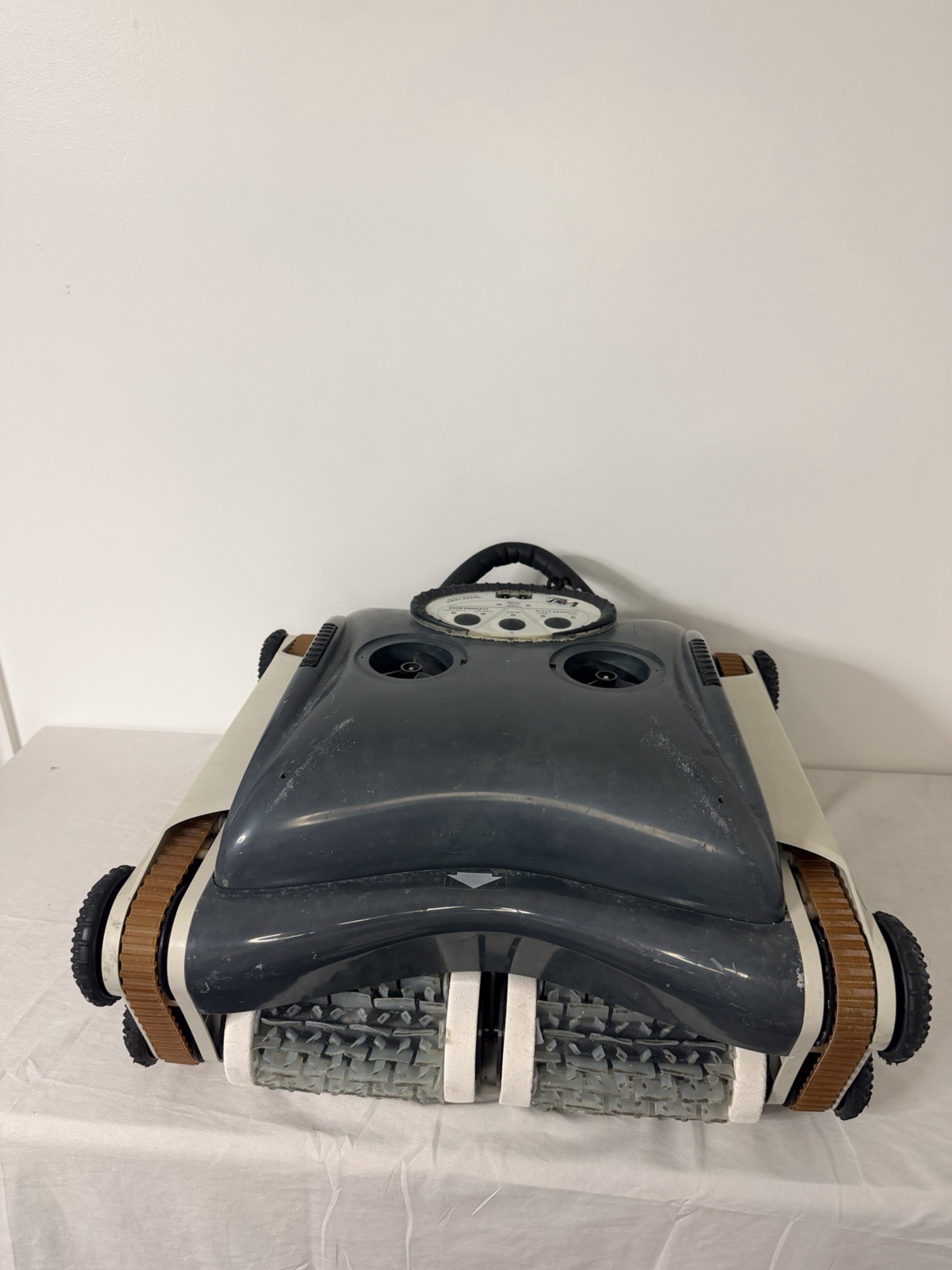 Water Tech Volt 550Li Cordless Robotic Pool Cleaner | Lithium | Tested & Working