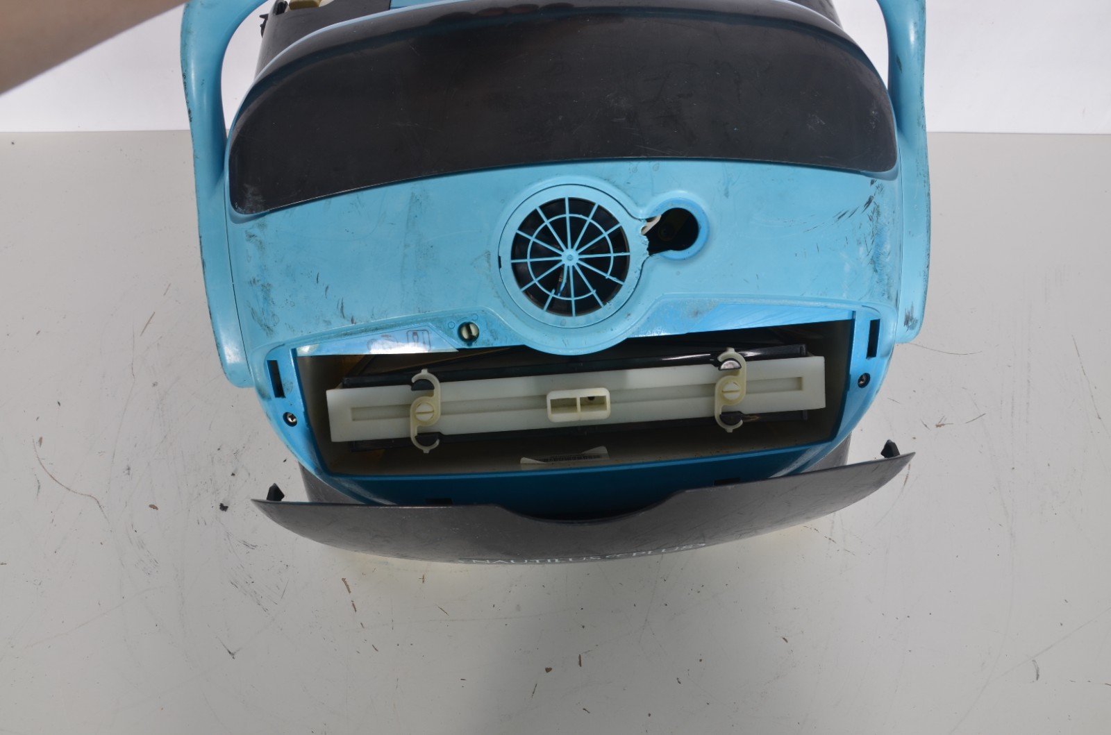 Dolphin Nautilus CC Plus Robotic Pool Cleaner Blue/Black As Is Parts Repair