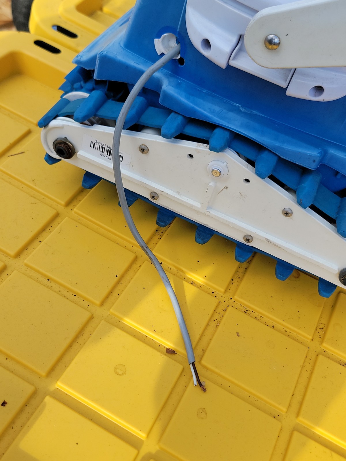 Aquabot Turbo T4RC pool robot For Parts!!!!!