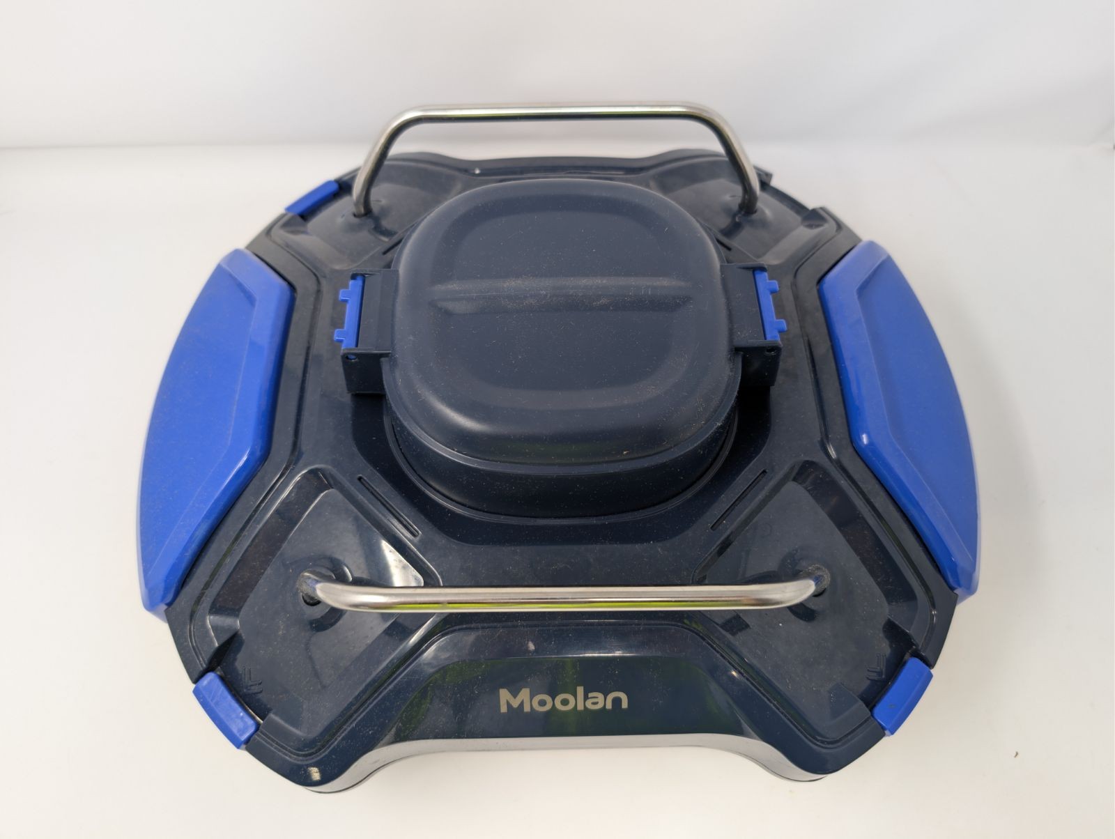 MOOLAN CORDLESS ROBOTIC POOL CLEANER: DUAL-DRIVE MOTORS – BLACK/BLUE