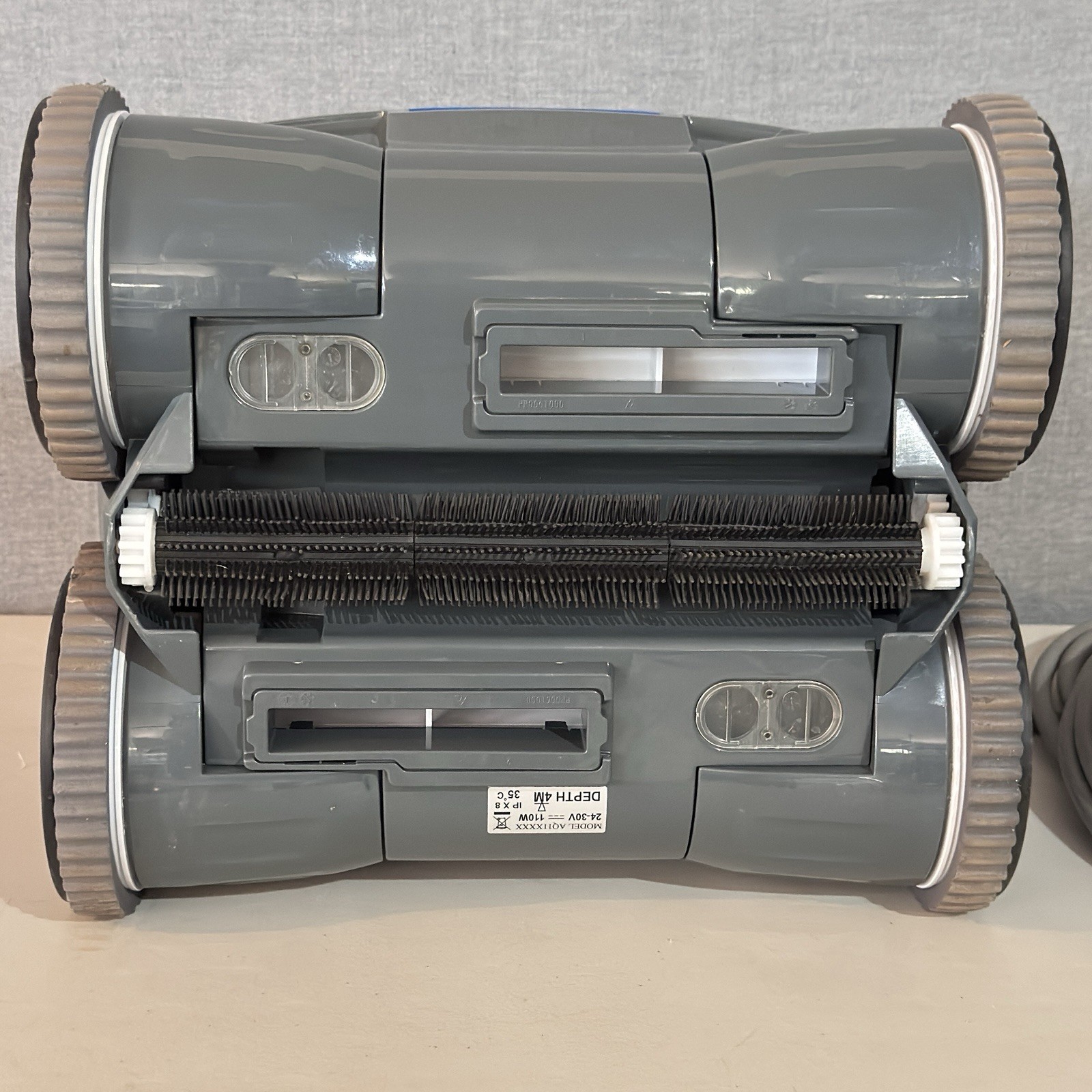 Aquabot Rapids 4WD Robotic Pool Cleaner Tested Works w/ Power Supply & Cable