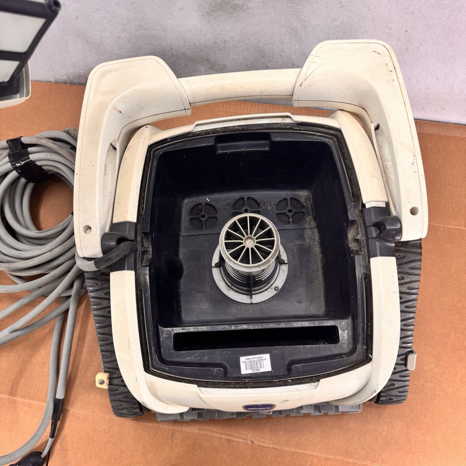 Polaris Zodiac P825 Robotic Pool Cleaner Untested For Parts Repair w/ Cable
