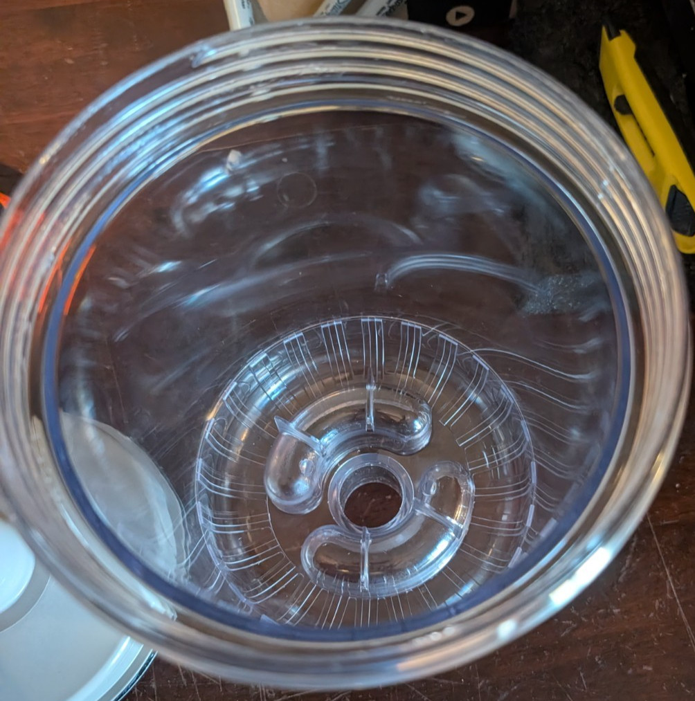 Hayward Leaf Canister w560