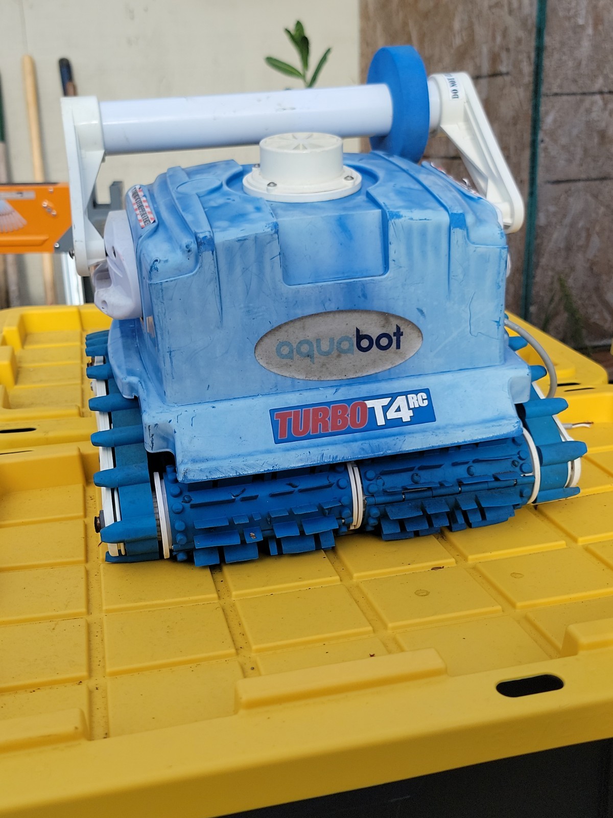Aquabot Turbo T4RC pool robot For Parts!!!!!