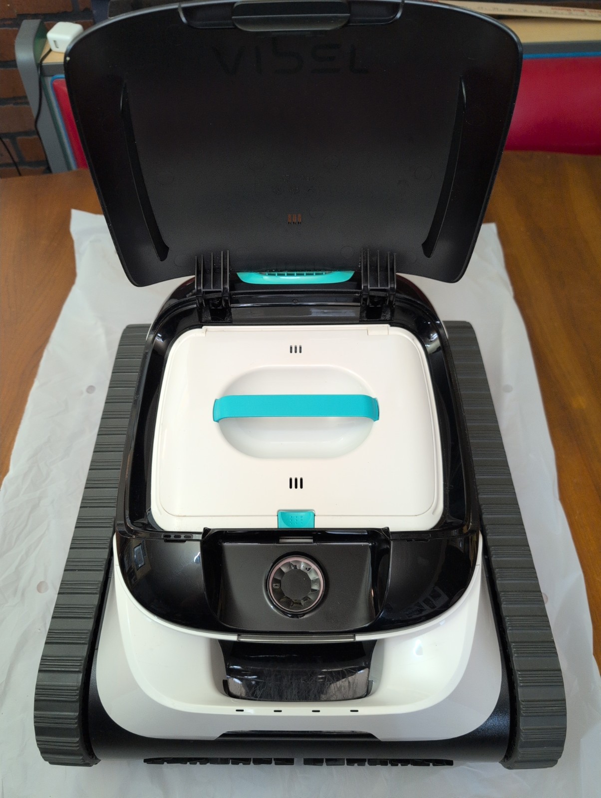 AIPER Scuba N1 Cordless Robotic Pool Vacuum Automatic w/ Charger/Xtra Brushes