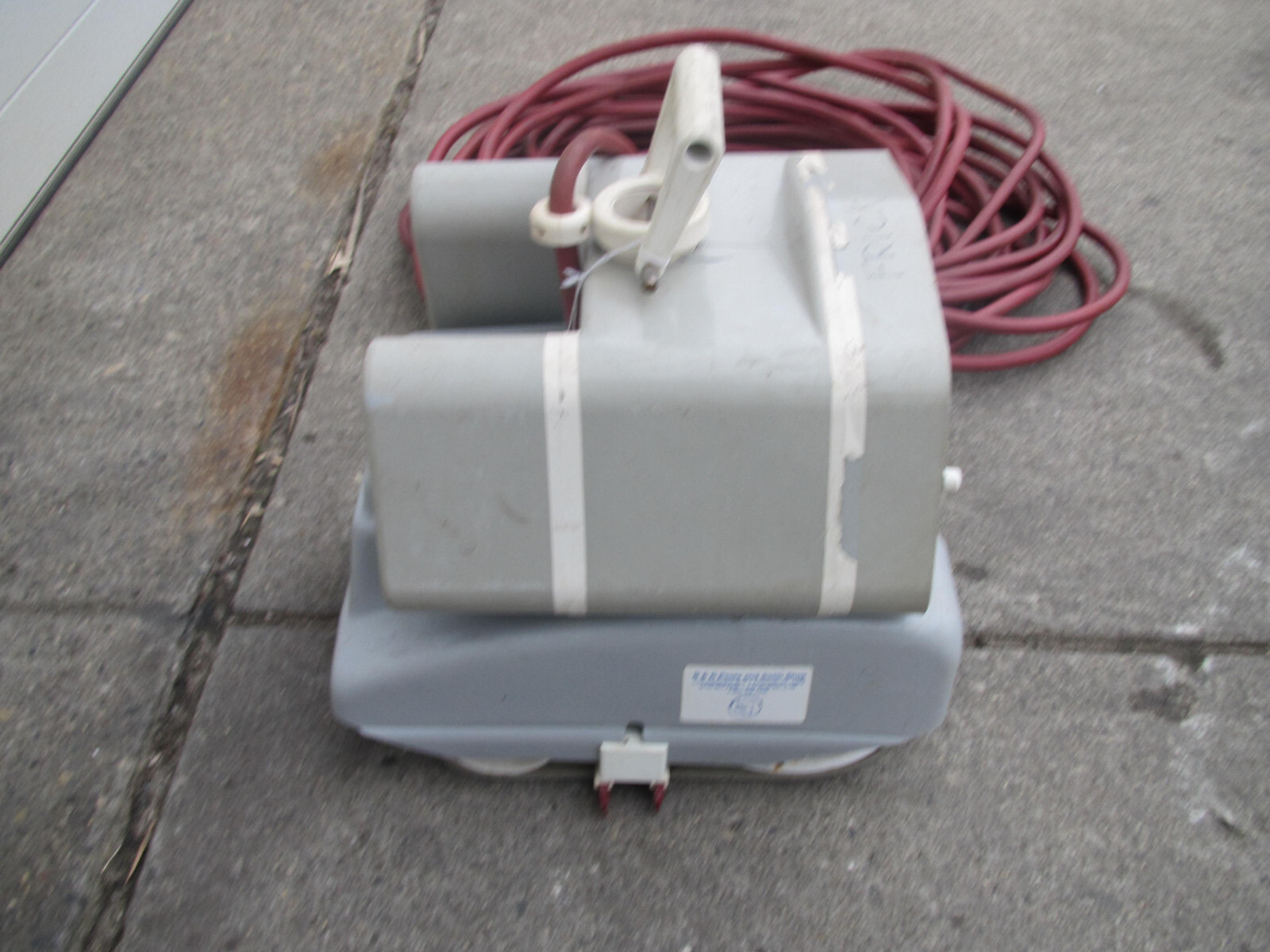 Aqua Vac Aqua Prince Automatic Self Propelled Industrial Pool Cleaner