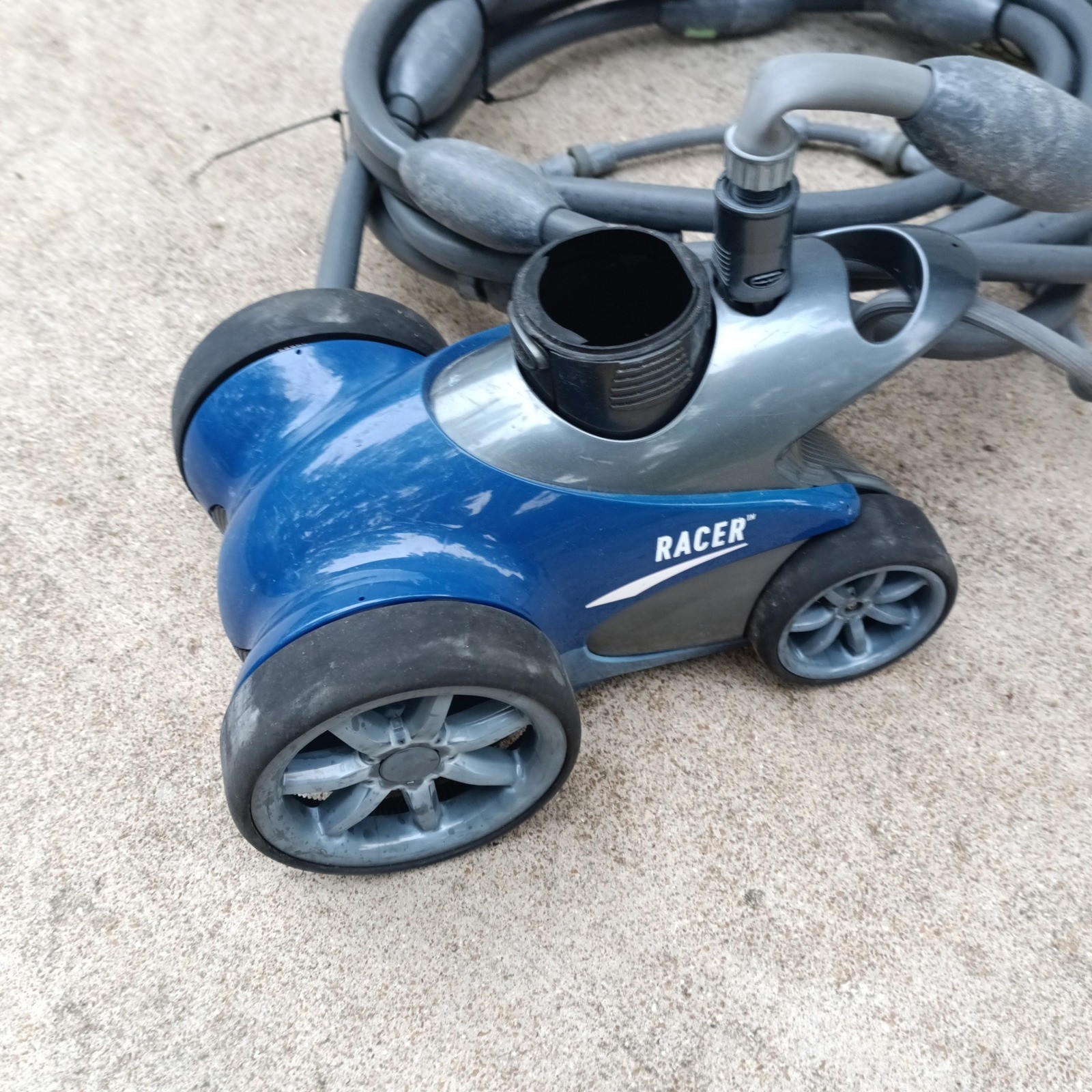 Pentair Racer Inground Pool Cleaner 360228 Head Parts Only with Hose UNTESTED