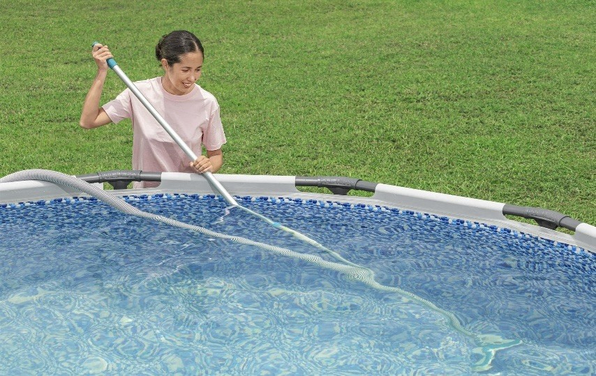 Mainstays 35 ft. x 1.5&Prime; Diameter Pool Cleaning Hose with Adaptors