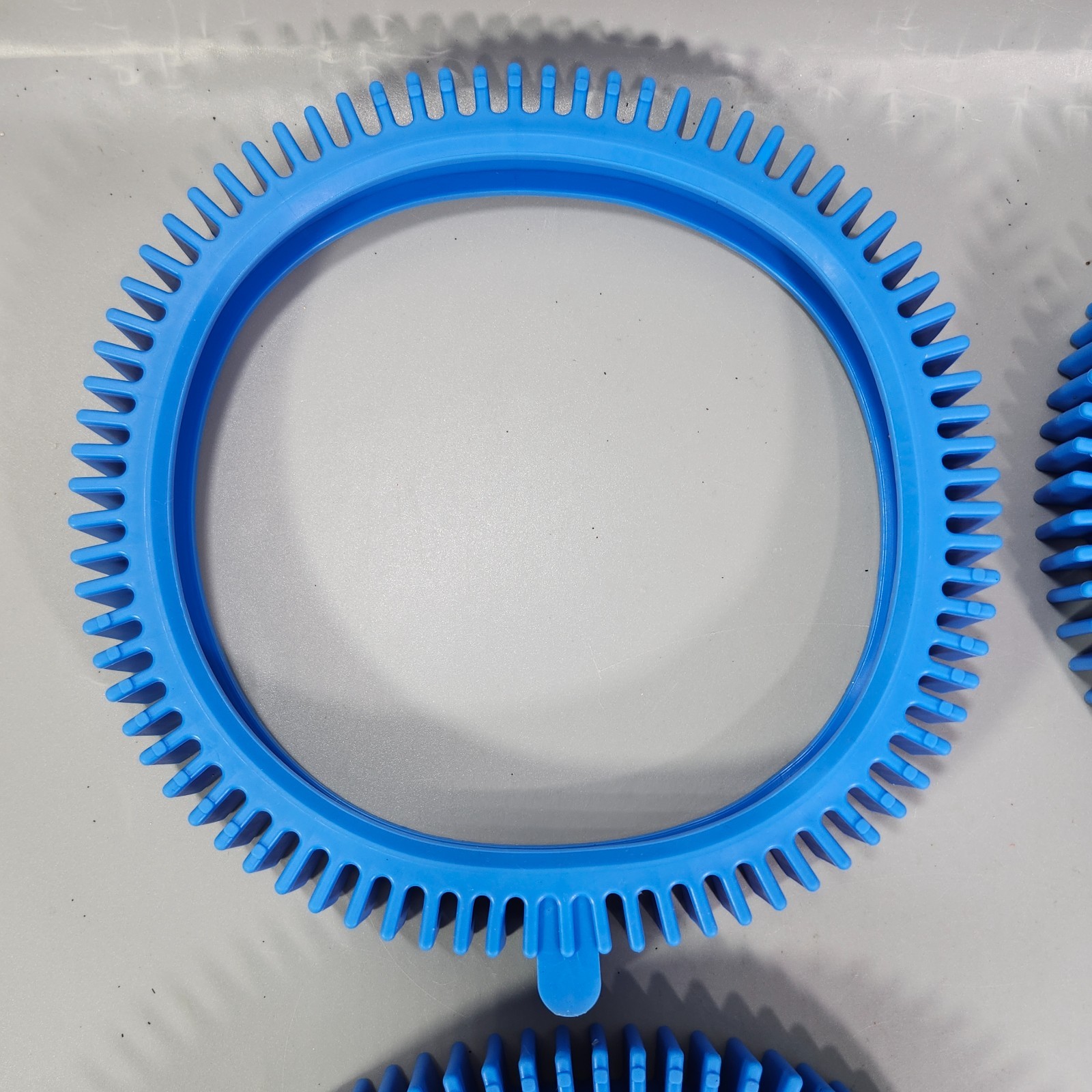 The Pool Cleaner Super Hump Front and Rear Tire Blue 896584000-143 896584000-082