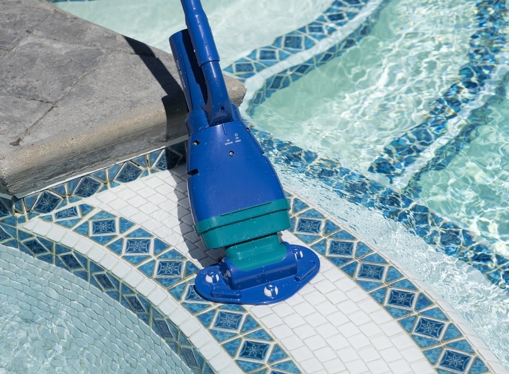 Aqua Select Pool Blaster Fusion PV-5 Hand-Held Lithium Cleaner
