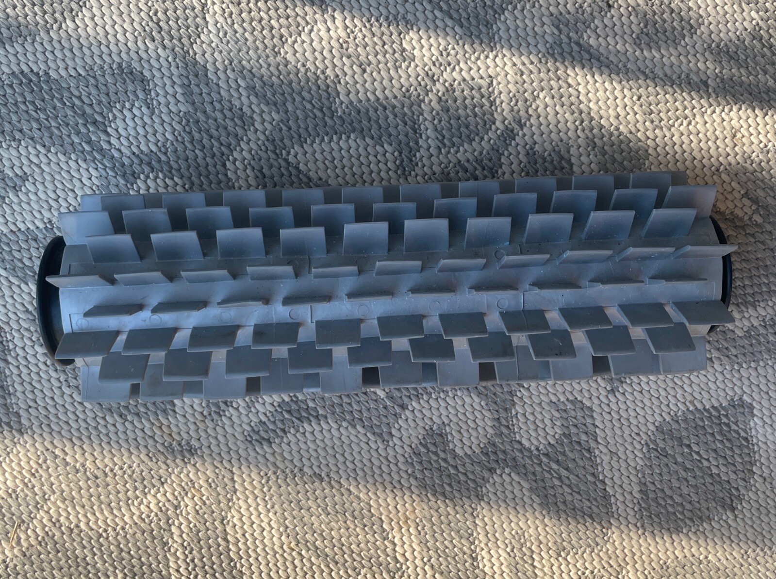 GOOD CONDITION Zodiac Polaris F8050 8050 GREY Brush Roller Scrubber