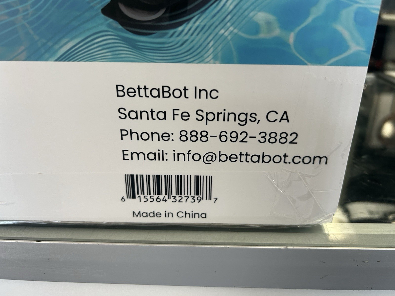 New Betta Swift Solar Powered Smart Robotic Pool Skimmer (FREE S&H)!