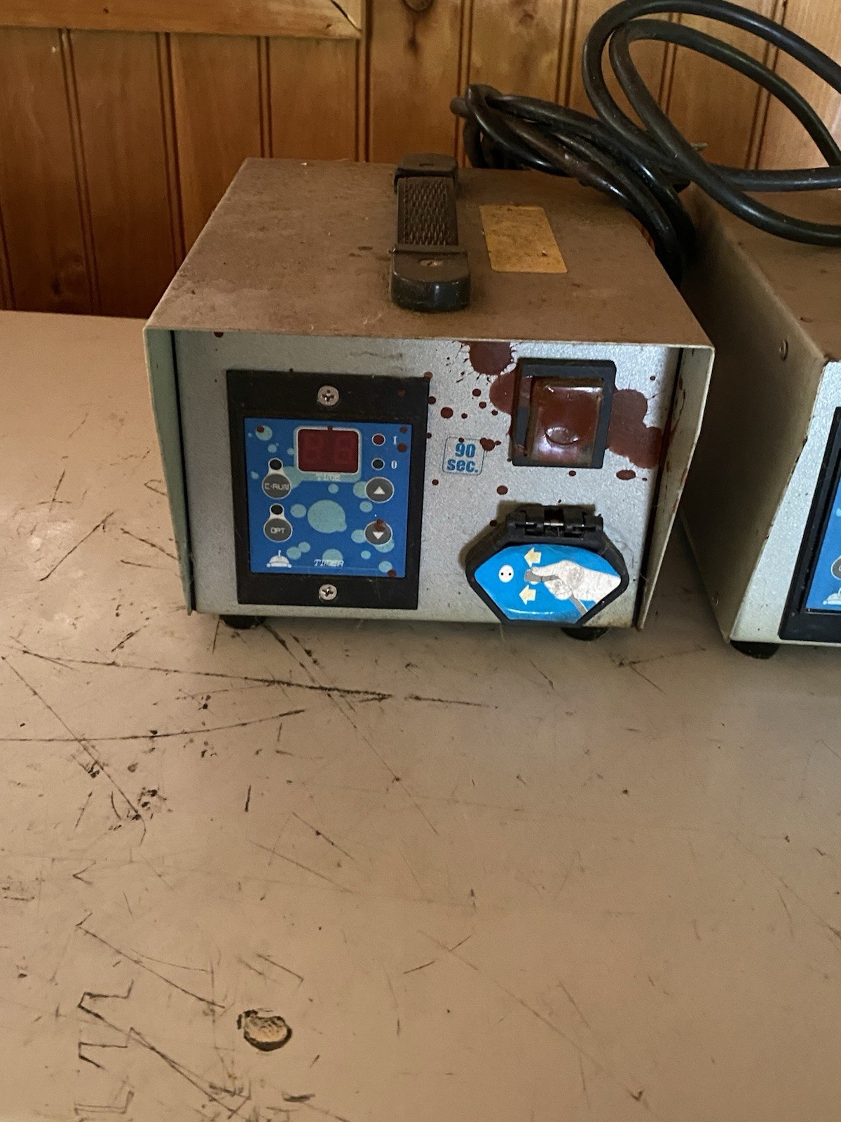 Aquabot Classic & Turbo / Supreme Xtreme T2 T4 Power Supply 2 Pin Female #1