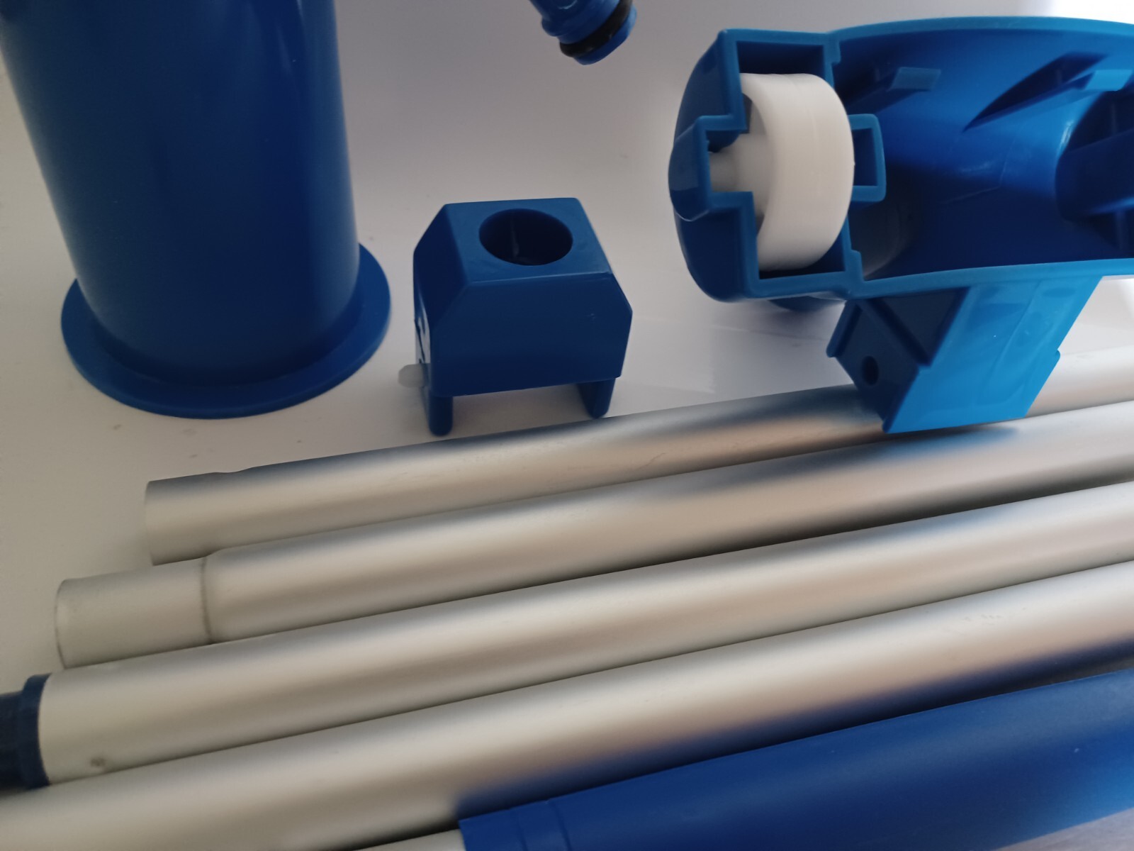 HydroTools by Swimline Mini Venturi Pool & Spa Vacuum