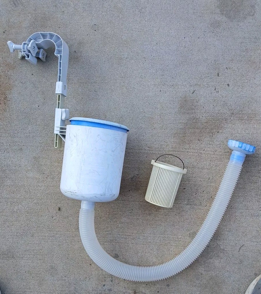 Deluxe Wall Mount Surface Skimmer Basket Pool Cleaner