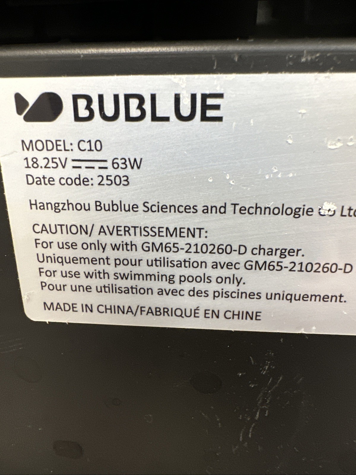 Bubot 700 Robotic Pool Cleaner 100% Satisfaction Guaranteed ￼