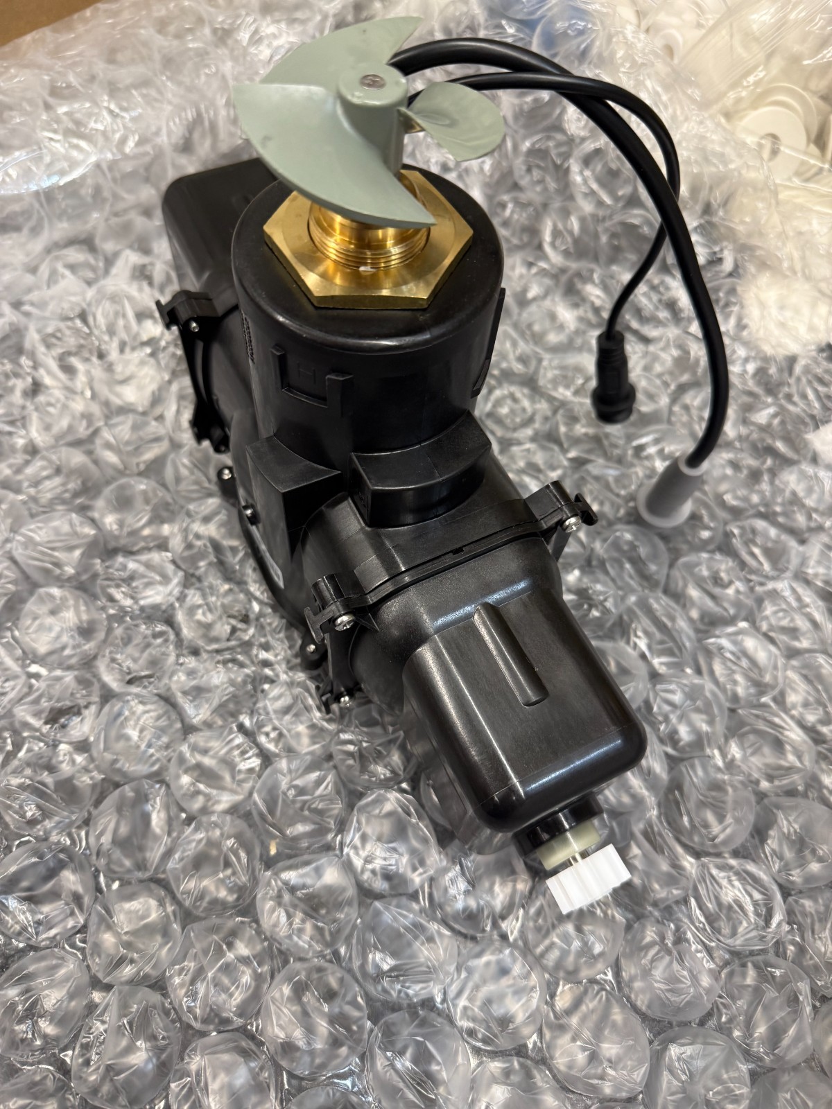 BWT MOTOR UNIT P/N: NEW # AS2903490-SP, OLD # AS2903480-SP FOR RC 50 CLEANER