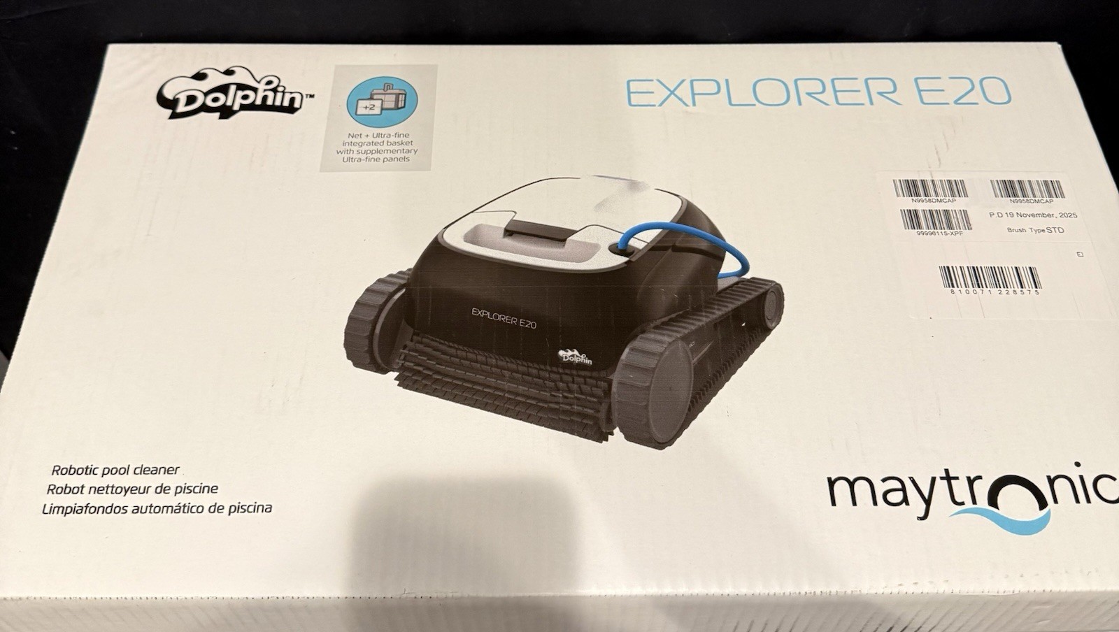 Dolphin Explorer E20 Robotic Pool Cleaner Black/White Maytronics FAST SHIPPING