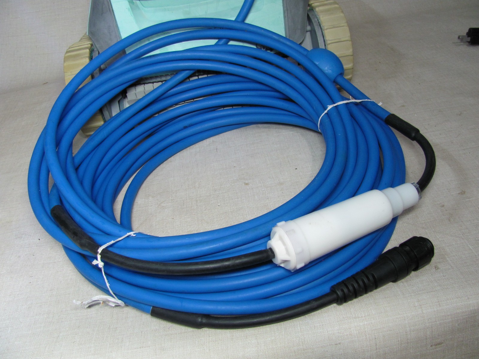 MAYTRONICS DOLPHIN ENCORE POOL VACUUM CLEANER NON-WORKING PARTS OR REPAIR PROJE