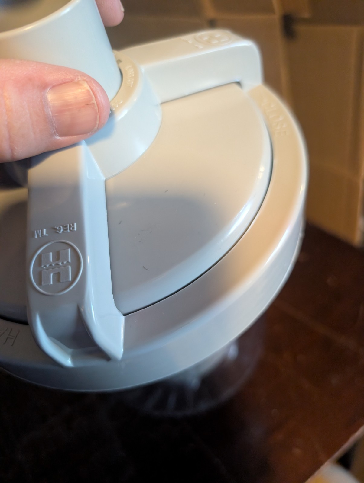 Hayward Leaf Canister w560