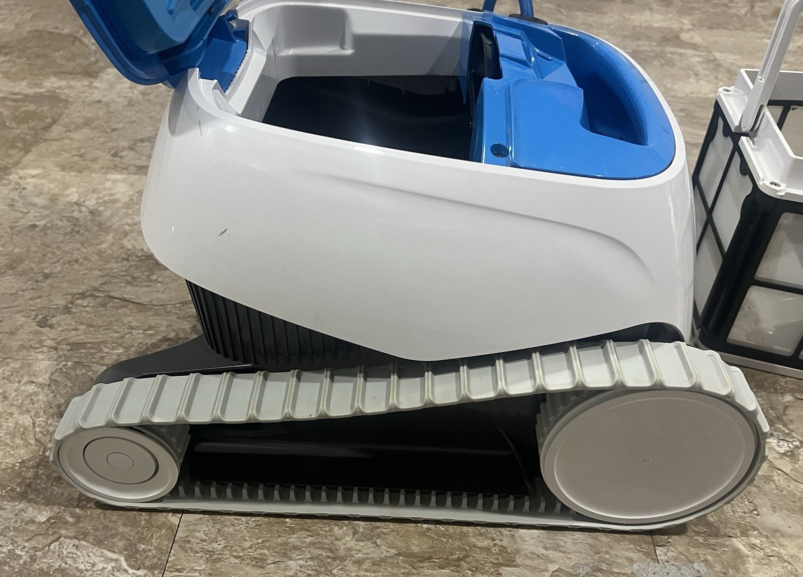 Dolphin Proteus DX3 with Power Supply