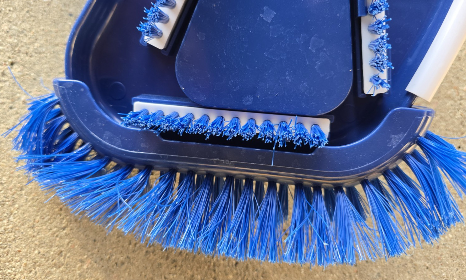 14&Prime; Vacuum Pool Brush Head Blue White Swimming Pool Cleaner Attachment Weighted