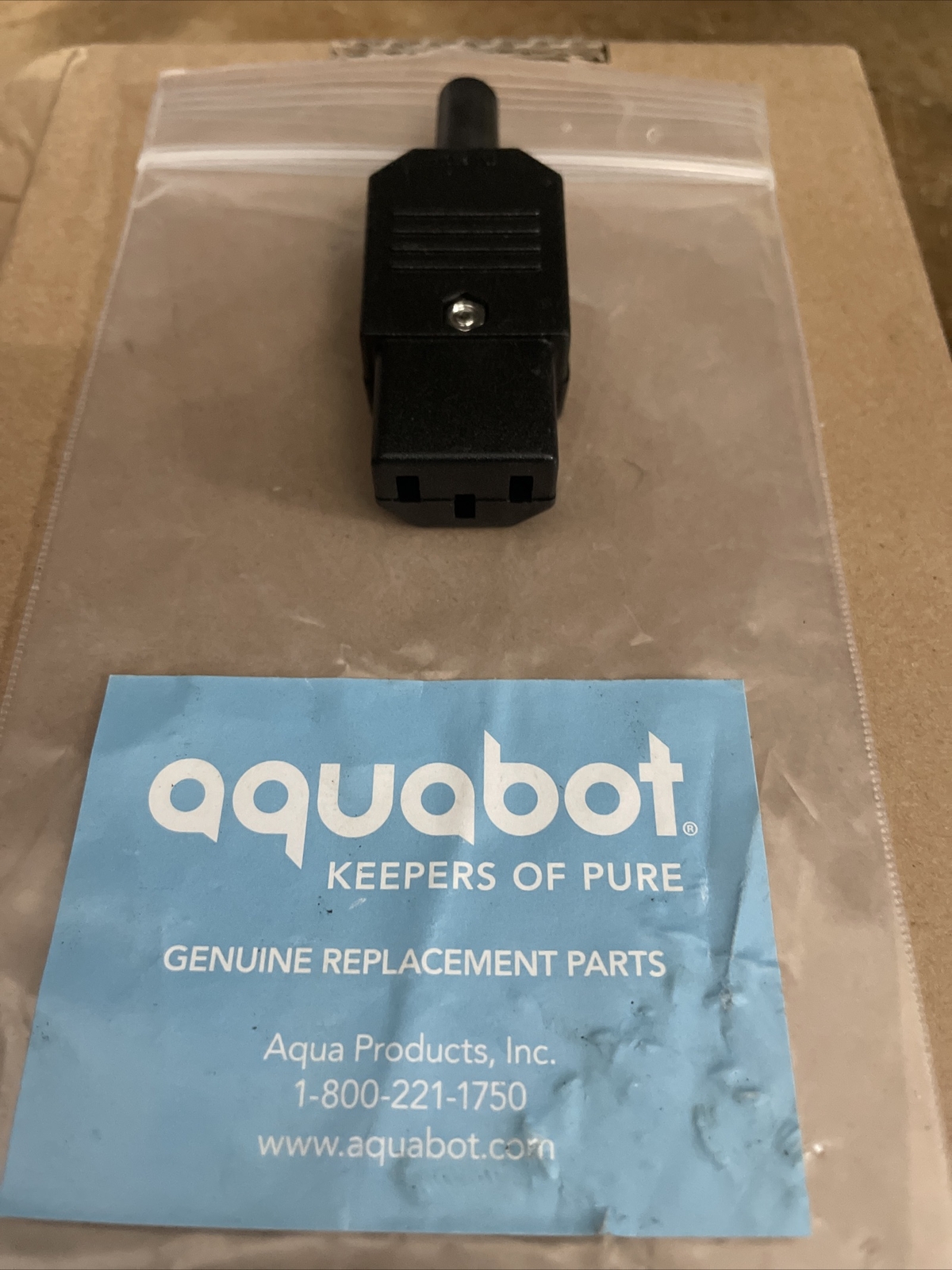AQUA PRODUCTS PLUG 3-PIN FEMALE REPLACEMENT FOR AQUABOT P/N: 1601