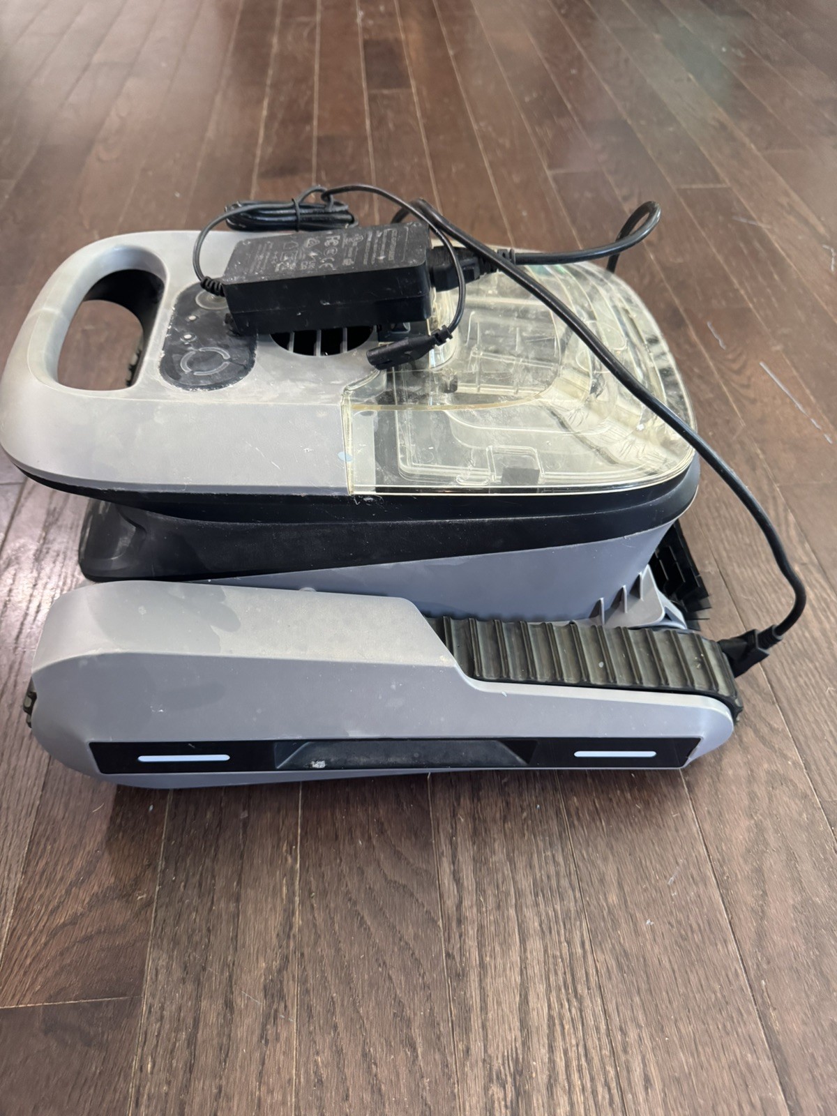 Hydrus Seauto SEAL Smart Robotic Pool Cleaner SAT-3P6S – – For Parts