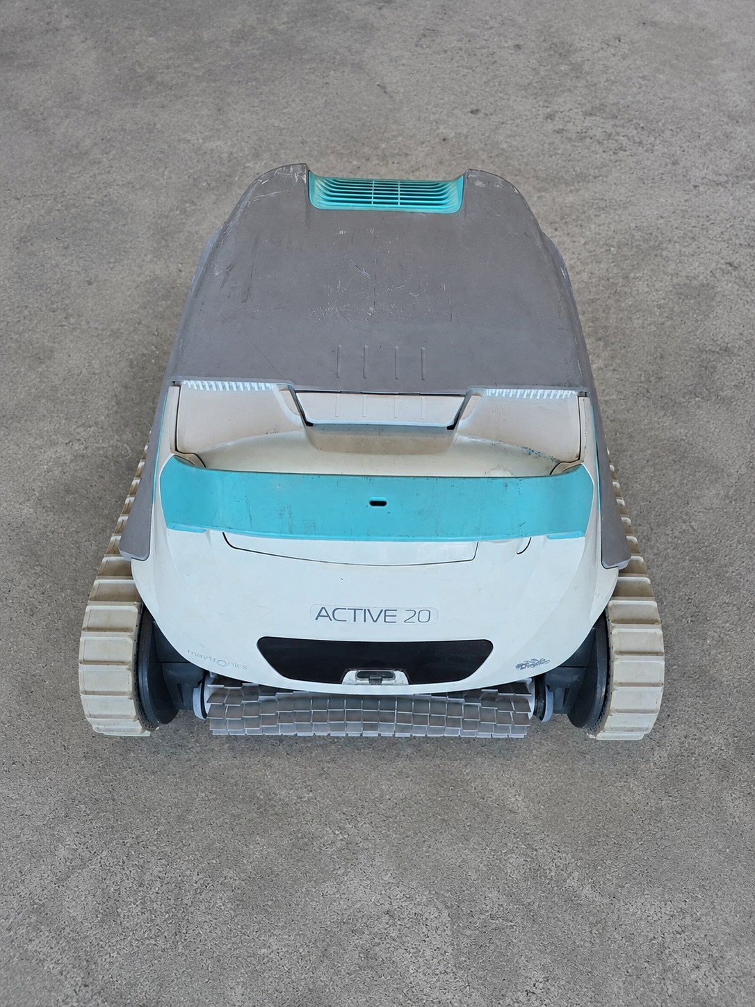 Maytronics Dolphin Active 20 Pool Cleaner Shell Parts Only