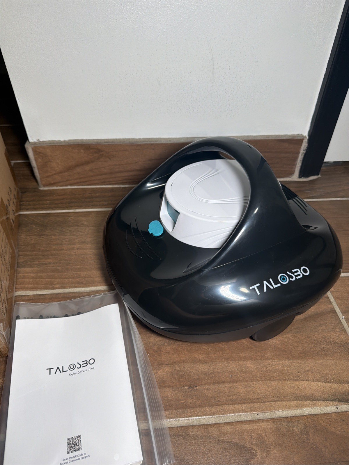 Talosbo Se Cordless Robotic Pool Cleaner with 130Mins Runtime – BLACK
