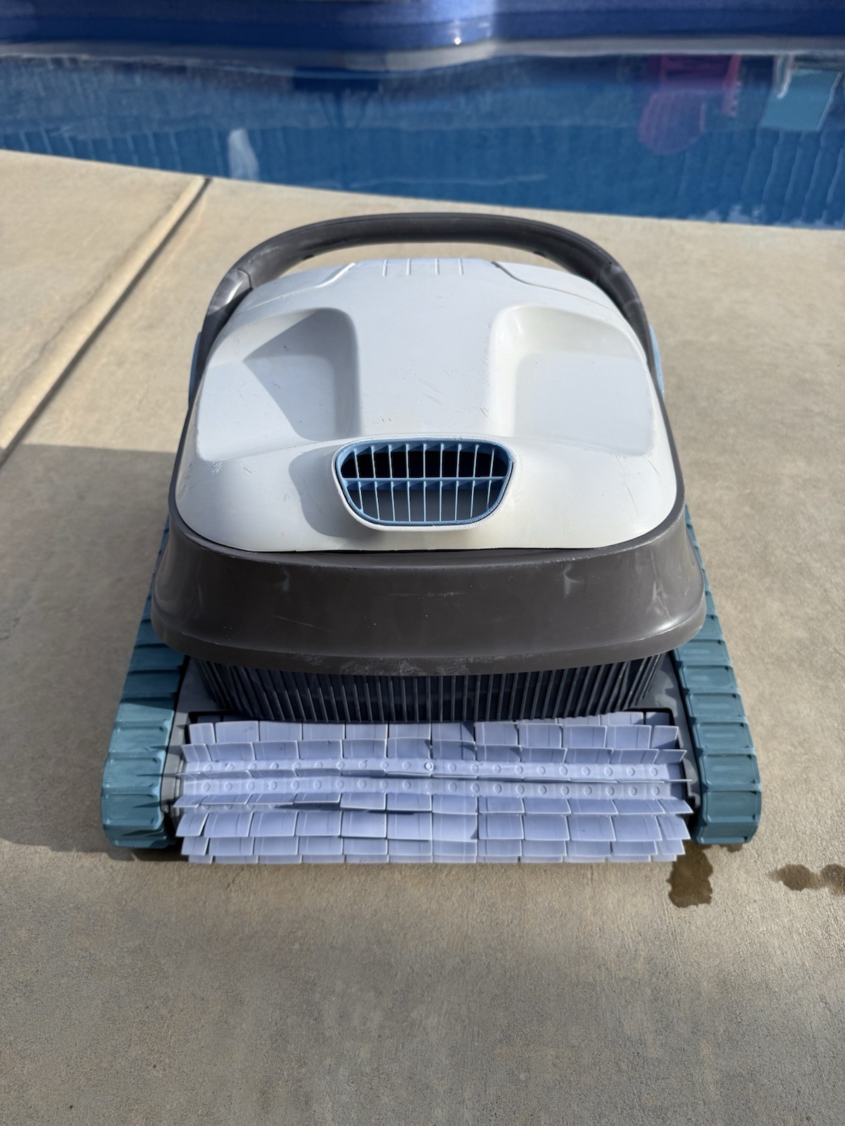Maytronics Dolphin S200 Pool Cleaner SHELL & PARTS ONLY – No Motor Unit