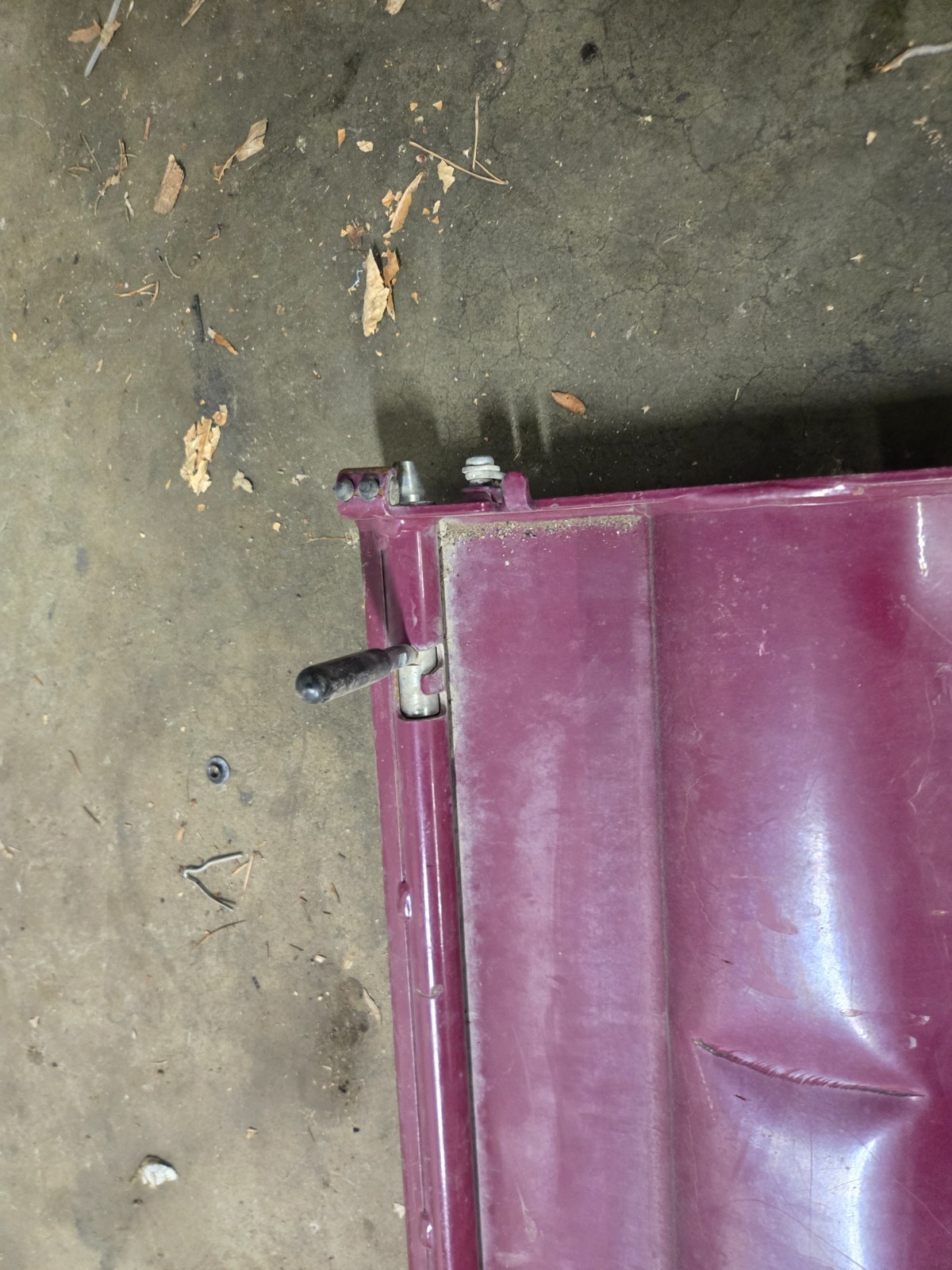 Kawasaki Mule 4000 4010 3010 – Tailgate Tail Gate – Handles and Brackets – Red