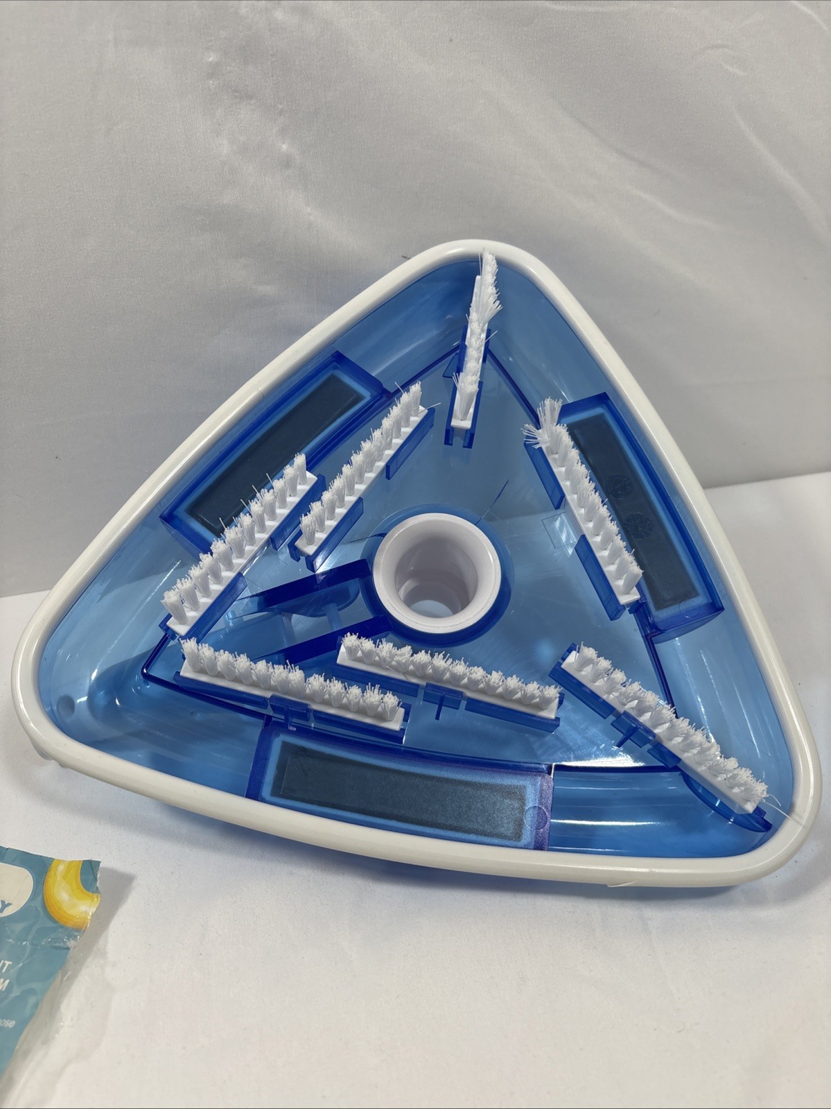 Weighted Transparent Triangular Pool Vacuum Head Has Small Crack