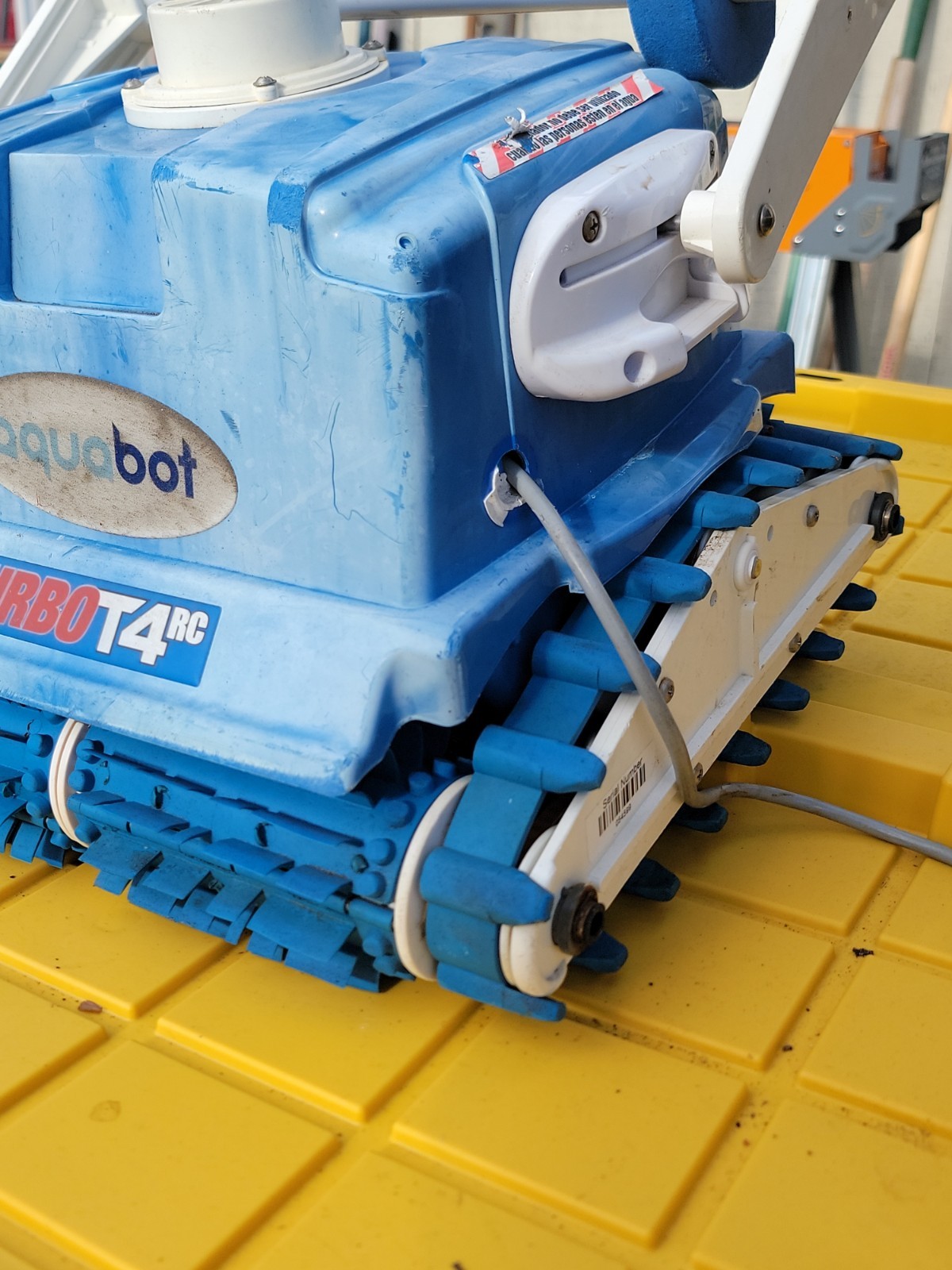 Aquabot Turbo T4RC pool robot For Parts!!!!!