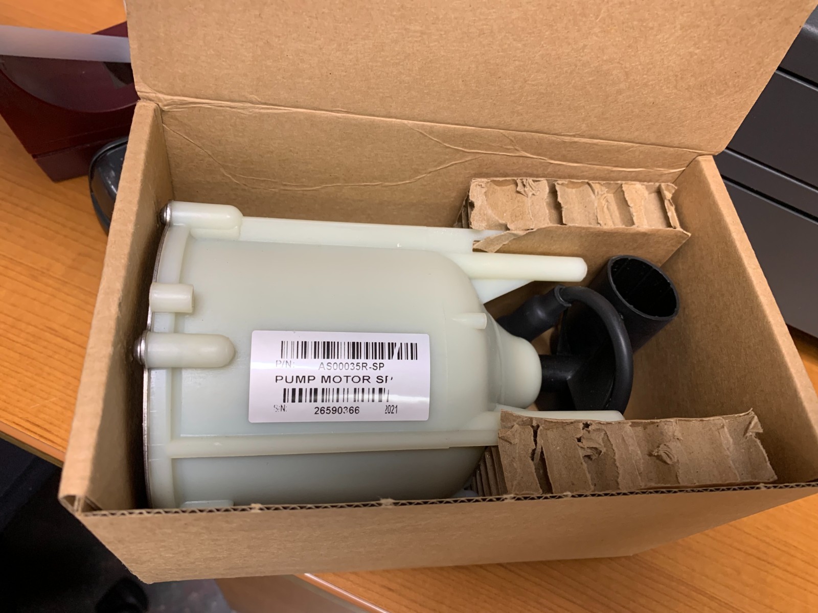 Aquabot 1500: AS00035R PUMP MOTOR WITH SHRINK KIT INCLUDED
