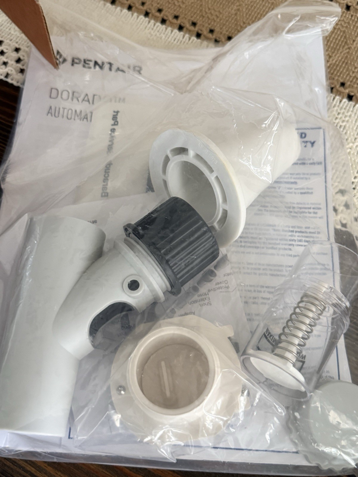 Pentair 8 Hoses w/ Kreepy Krauly Great White & Dorado Vacuum Accessory Packages