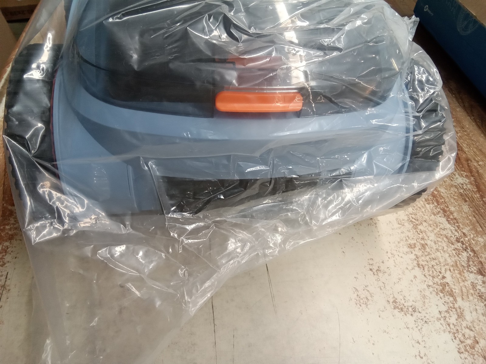 ZYERCH Robot Pool Vacuum 150 min Runtime for up to 2000 sq ft Pool