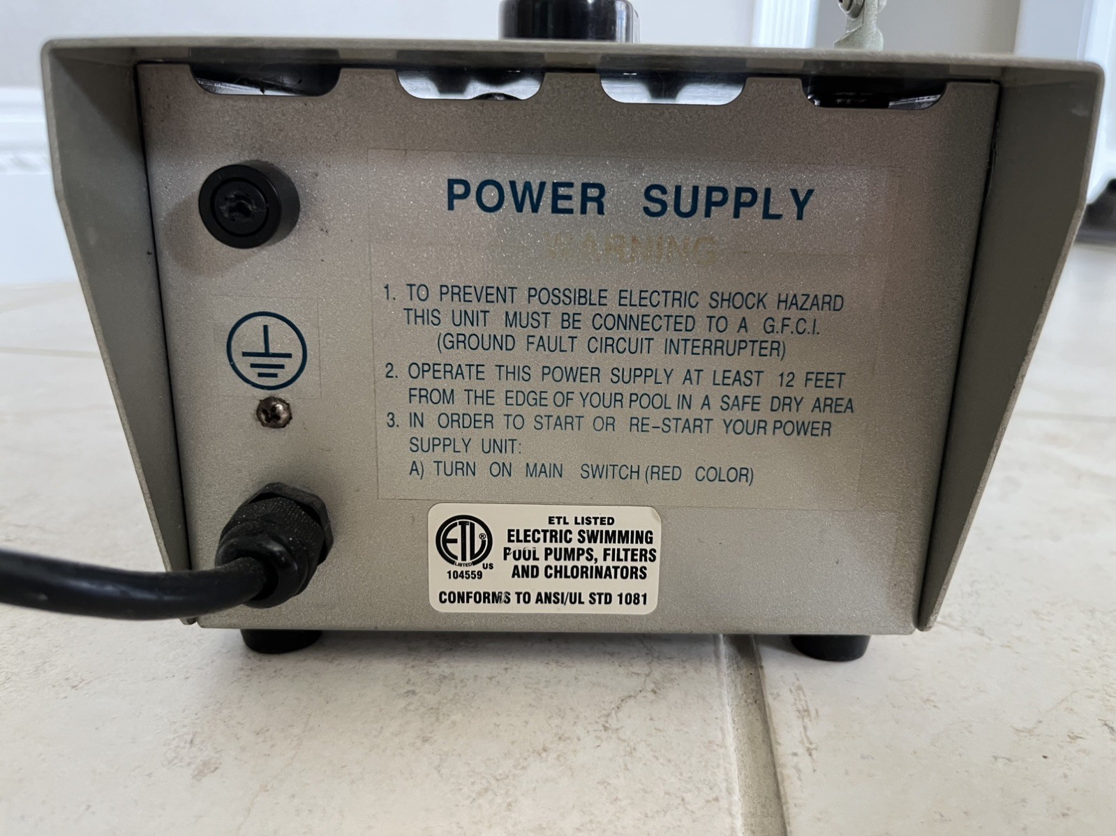 Aquabot Classic & Turbo Power Supply 3 Pin Male Socket