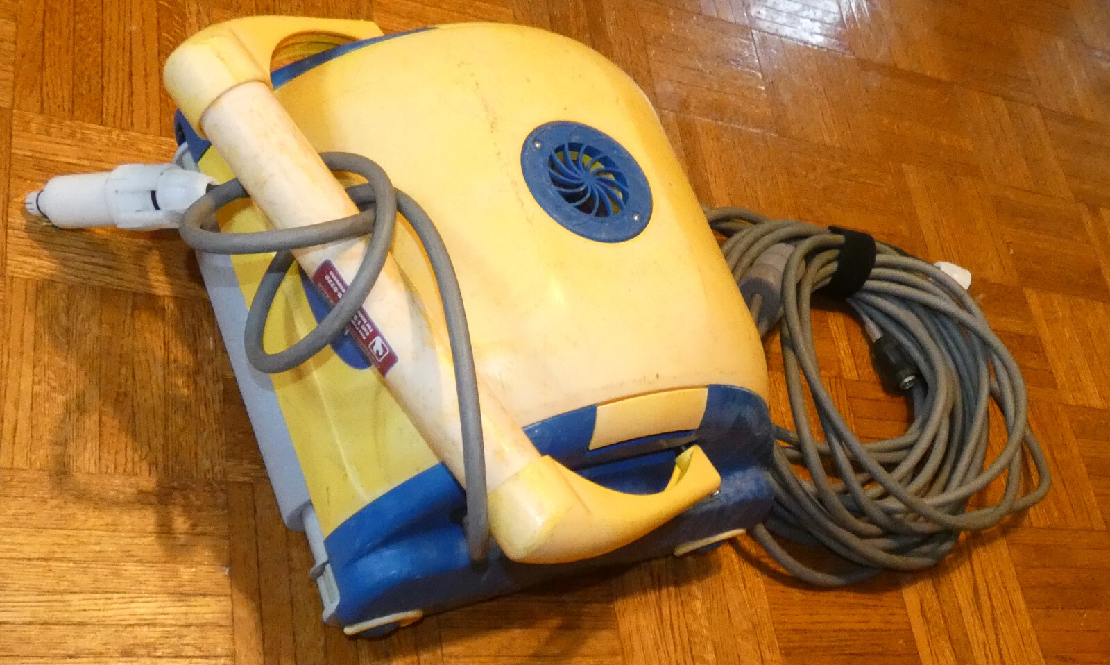 Aquabot III BRAVO Model: AQ11XXXX Pool Cleaner Robot Robotic – Parts or Repair