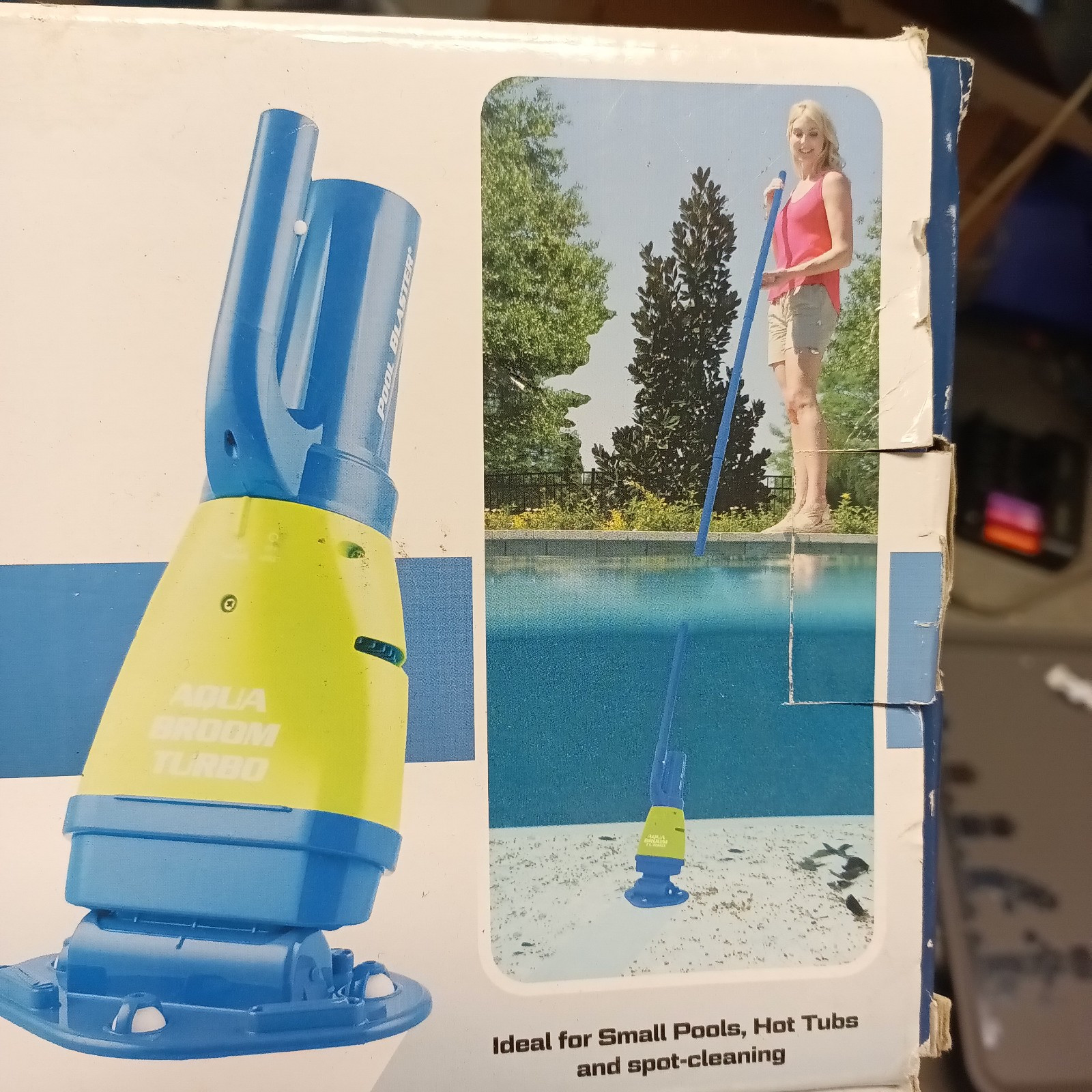 Pool Blaster Aqua Broom Turbo Cordless Rechargeable Pool and Spa Vacuum NIB