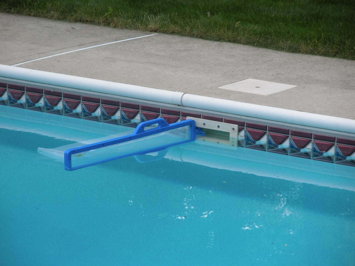 Skim-eeze Pool Skimmer for In-Ground & Above Ground Pools Debris Removal