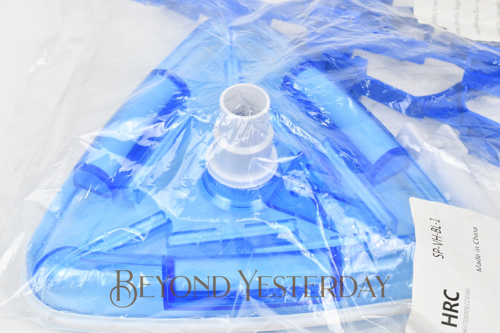 NEW: HRC WEIGHTED TRIANGLE SWIMMING POOL VACUUM CLEANER HEAD & HANGER SET VAC