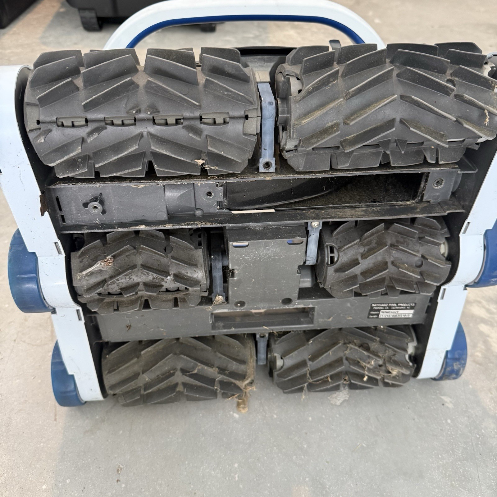 Hayward AquaVac 650 Lower Chassis Assembly Wheels Brushes Gearbox No Motor